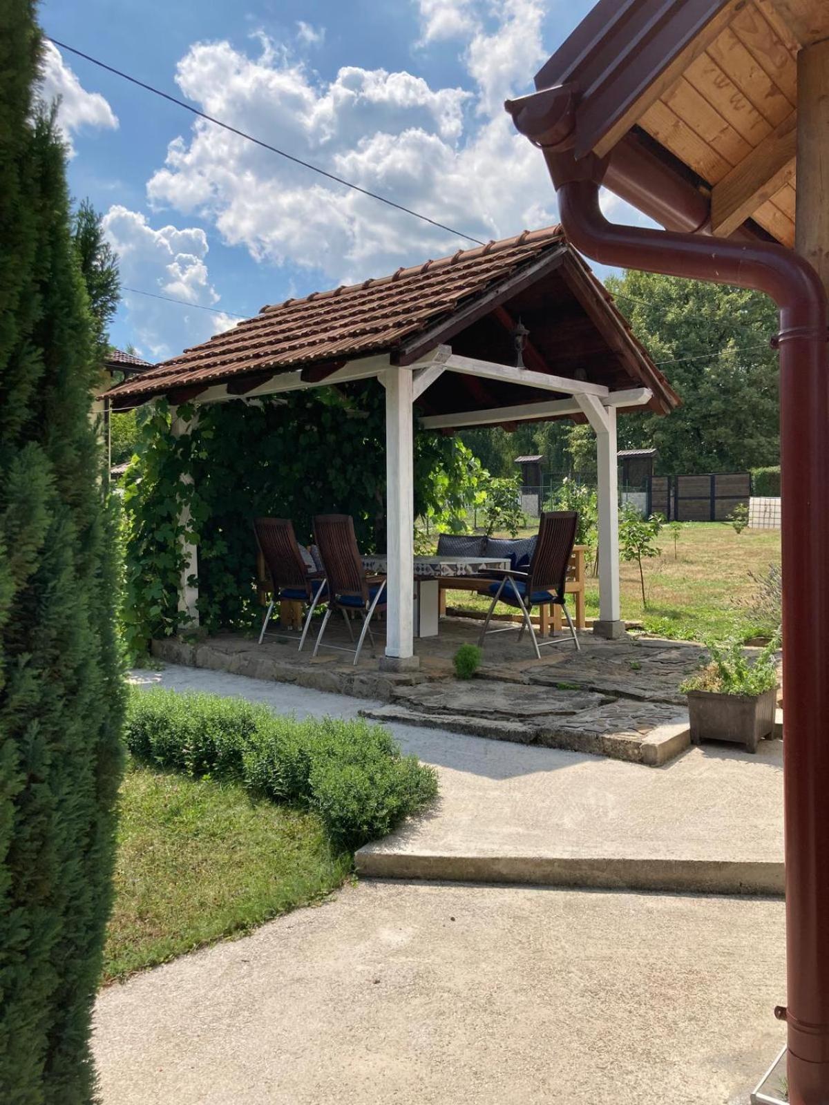 Holiday Home Tunnel Ravne Visoko Εξωτερικό φωτογραφία